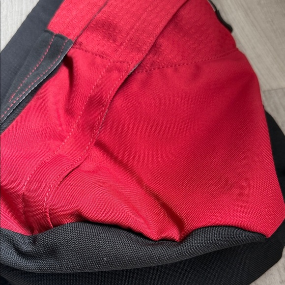 Victorinox Red and Black Men's Sling Belt Bag - Picture 2 of 9